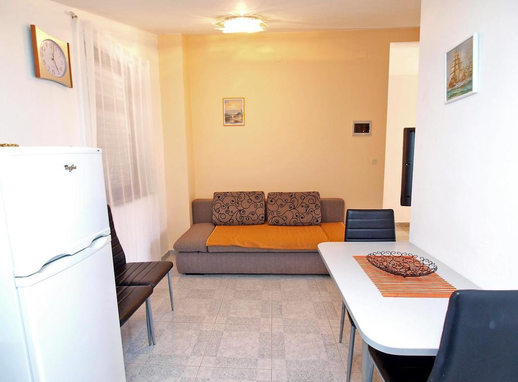 Apartments Durda 1390 Штинян Екстер'єр фото