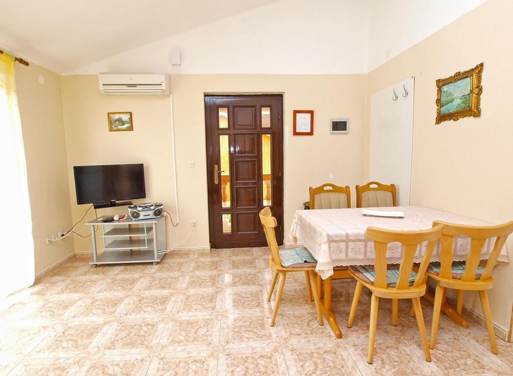 Apartments Durda 1390 Штинян Екстер'єр фото